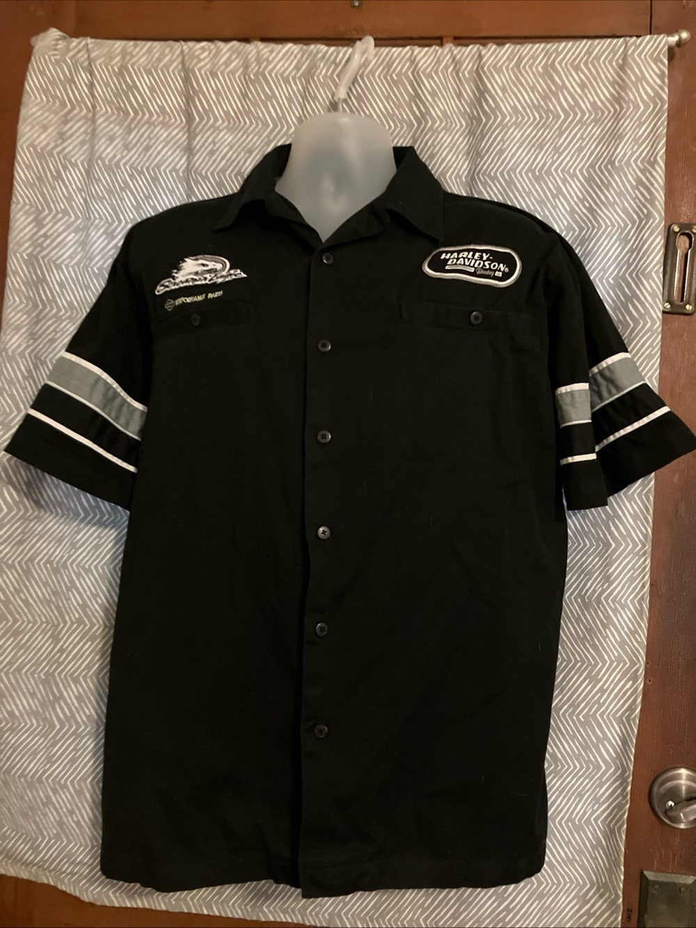 Harley-Davidson Black Short Sleeve Button-Up Shirt with Gray Stripe Accents